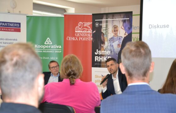 Ivo Hutira debatoval o&nbsp;budoucnosti energetiky s&nbsp;ministrem životního prostředí | HUTIRA green gas